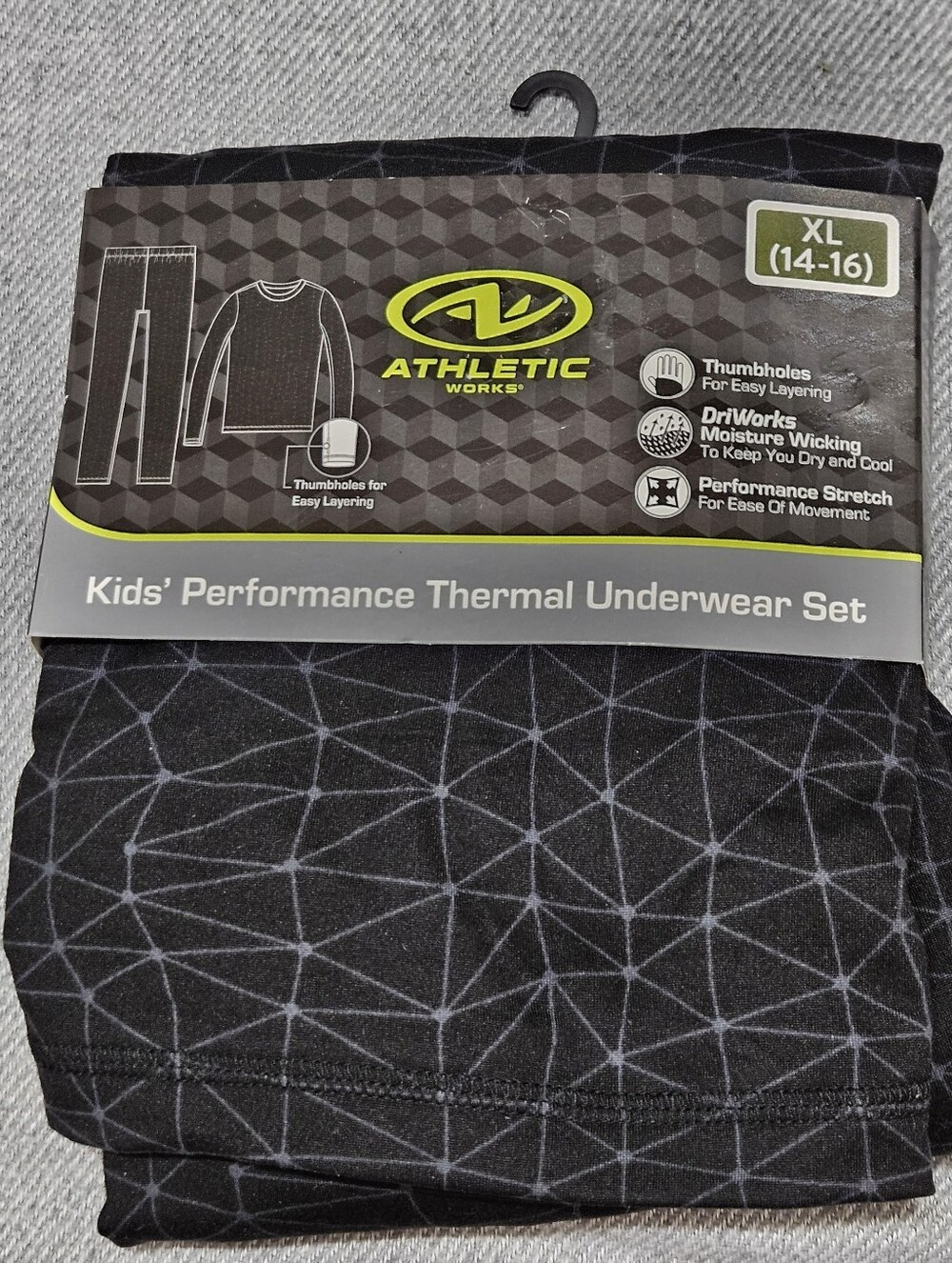 George Black Kids Thermal Set with Light Gray Geometric Print